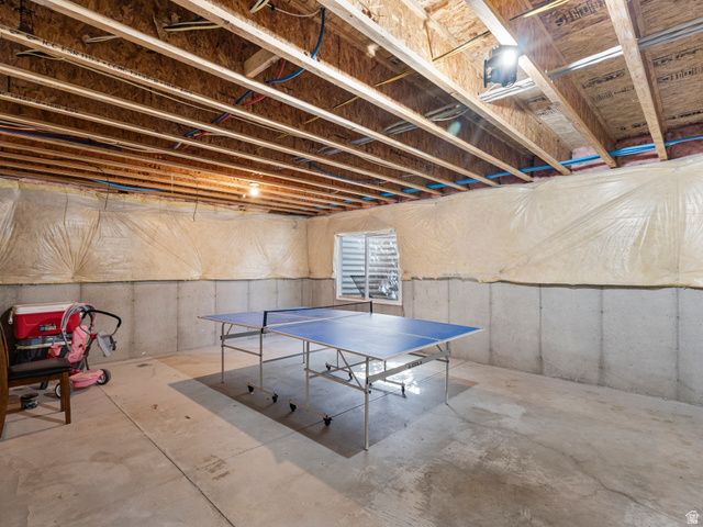 273 E SUNSHINE DR, Saratoga Springs, UT 84045