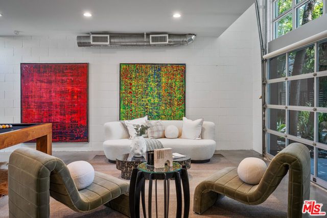 1037 N Laurel Avenue 19, West Hollywood, CA 90046