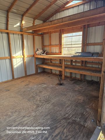 709 Southoak Drive, Athens, TX 75751