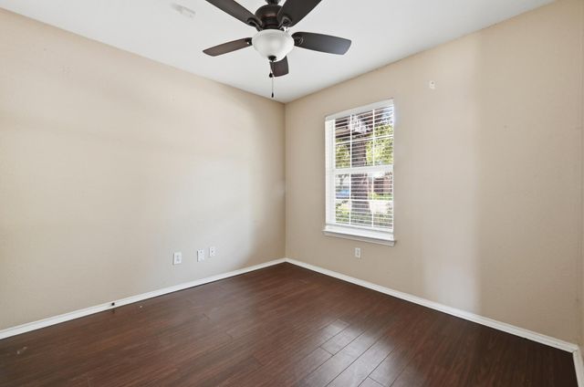 1068 Memorial CIR, New Braunfels, TX 78130