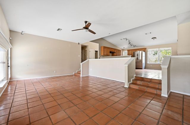 1068 Memorial CIR, New Braunfels, TX 78130