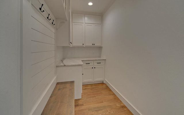 776 N Main Street, Hiawassee, GA 30546
