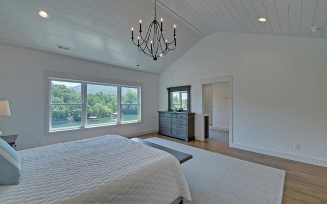 776 N Main Street, Hiawassee, GA 30546
