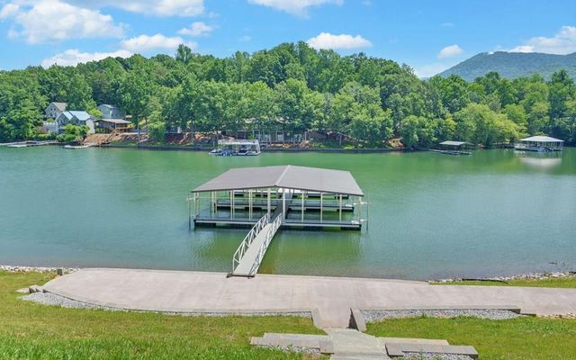 776 N Main Street, Hiawassee, GA 30546