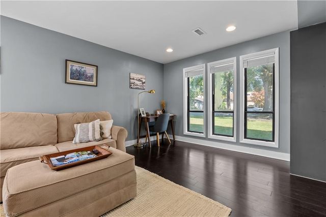 1361 Cypress PL, Chesapeake, VA 23320