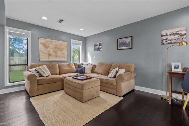 1361 Cypress PL, Chesapeake, VA 23320