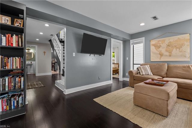 1361 Cypress PL, Chesapeake, VA 23320
