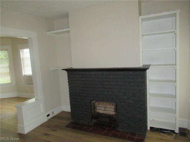1520 Ridgewood Avenue, Lakewood, OH 44107