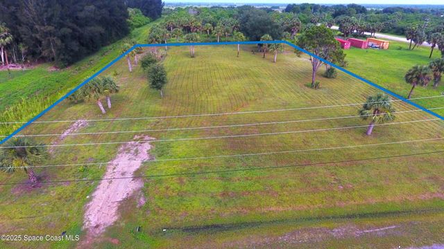 2288 Madden Avenue SW, Palm Bay, FL 32908