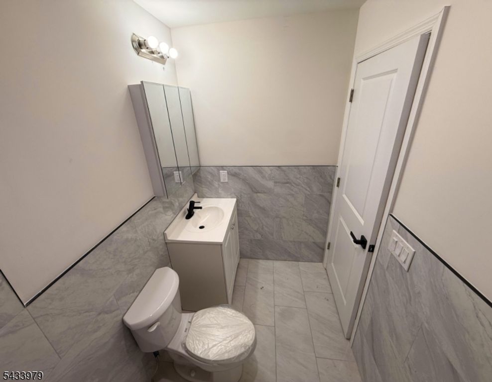 144 Fabyan Pl, Newark City, NJ 07112 — photo 3
