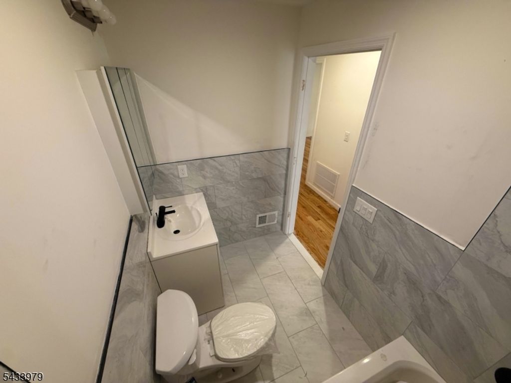 144 Fabyan Pl, Newark City, NJ 07112 — photo 5