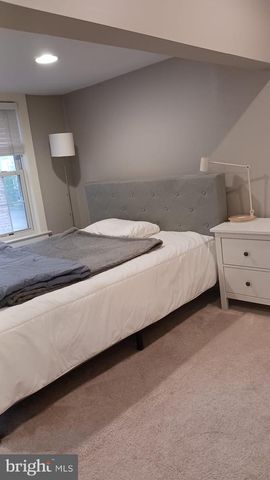 15 CHESTNUT ST, Princeton, NJ 08540