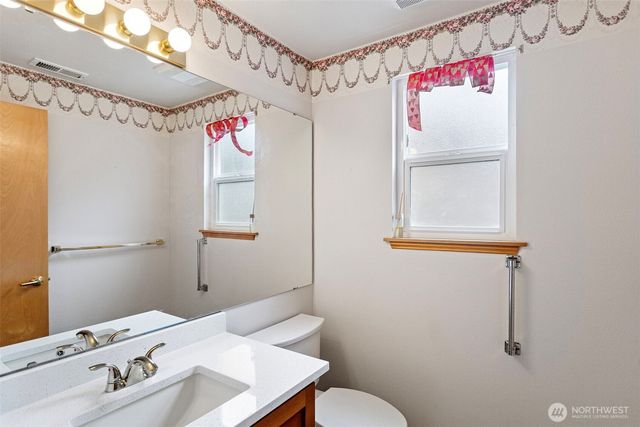 3519 48th Street Ct, Gig Harbor, WA 98335