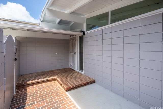 316 Mamaki Street, Honolulu, HI 96821