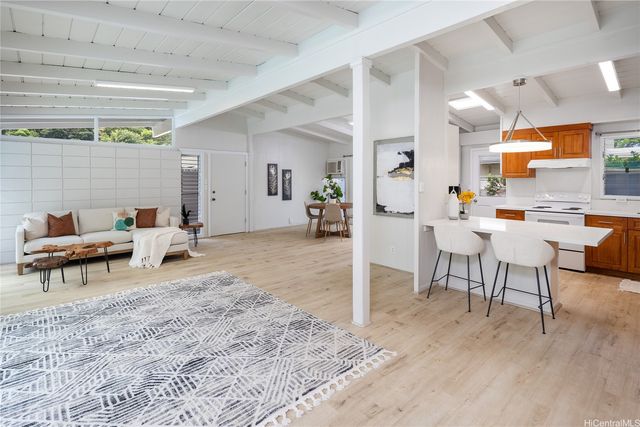 316 Mamaki Street, Honolulu, HI 96821