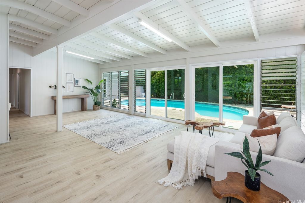 316 Mamaki Street, Honolulu, HI 96821