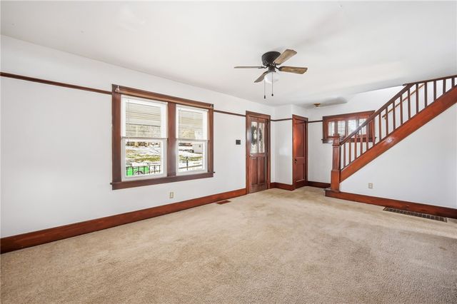 486 Tamplin St, Sharon, PA 16146