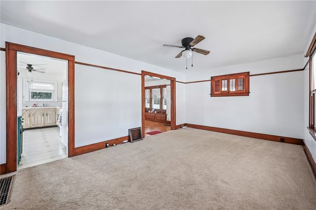 486 Tamplin St, Sharon, PA 16146