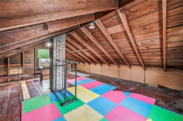 486 Tamplin St, Sharon, PA 16146