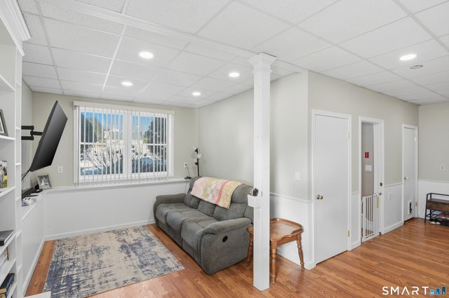 17 Vine Street, Putnam, CT 06260