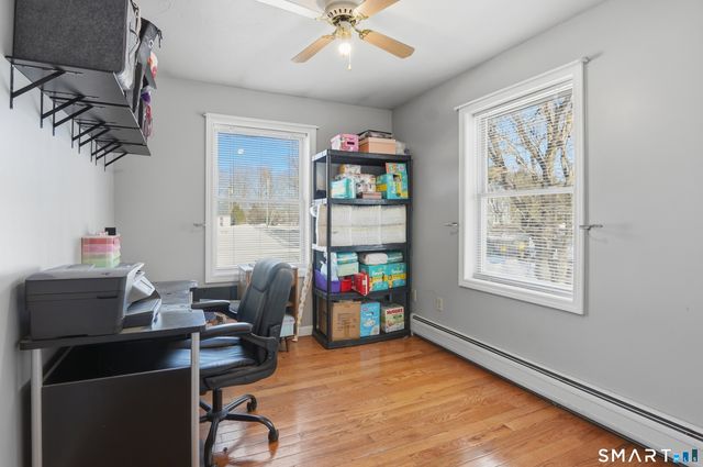 17 Vine Street, Putnam, CT 06260