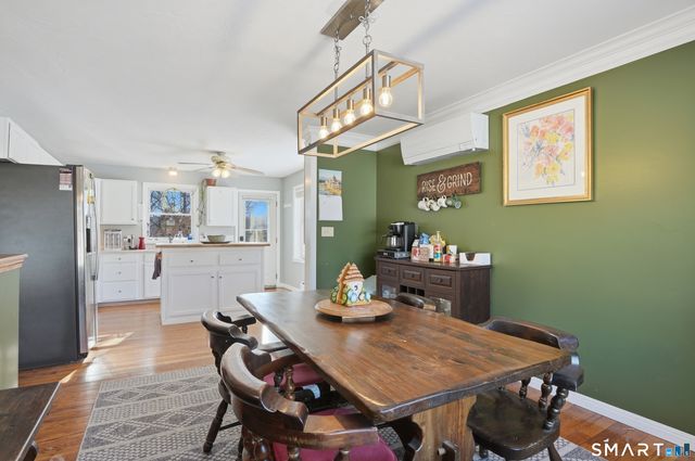 17 Vine Street, Putnam, CT 06260