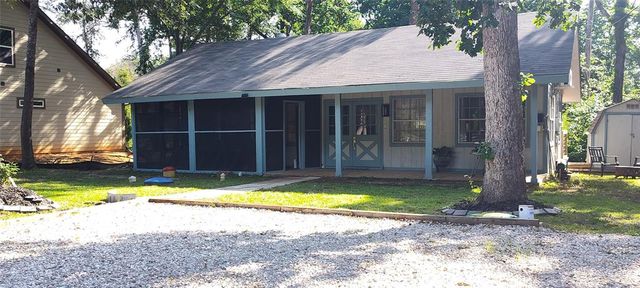 143 Sharon Lane, Livingston, TX 77351