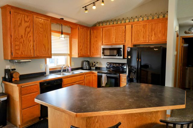30649 149th Street NW, Princeton, MN 55371