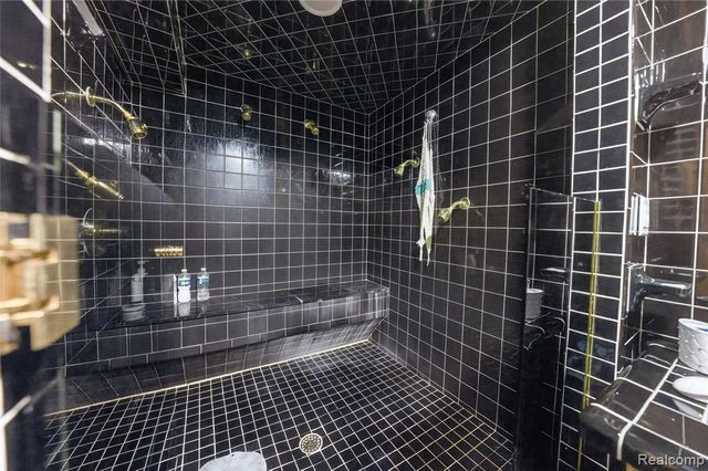 15570 Mary Court, Clinton Township, MI 48038