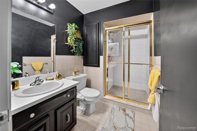 15570 Mary Court, Clinton Township, MI 48038