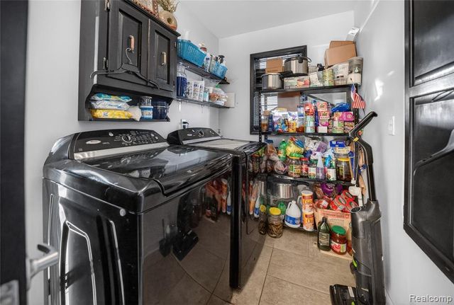 15570 Mary Court, Clinton Township, MI 48038