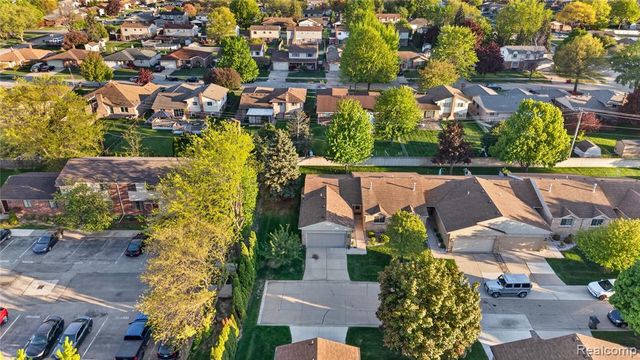 15570 Mary Court, Clinton Township, MI 48038