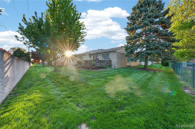 15570 Mary Court, Clinton Township, MI 48038