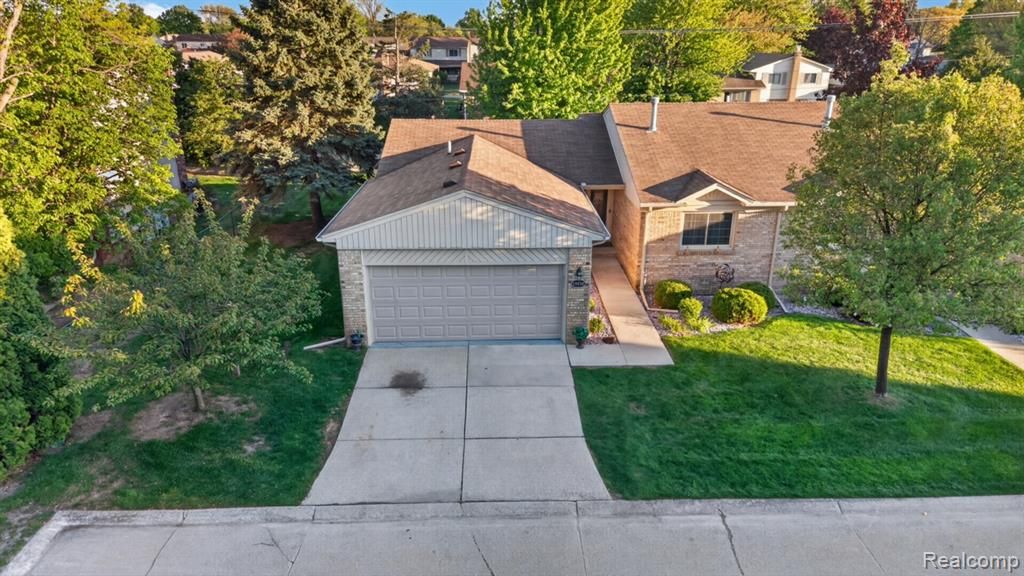 15570 Mary Court, Clinton Township, MI 48038