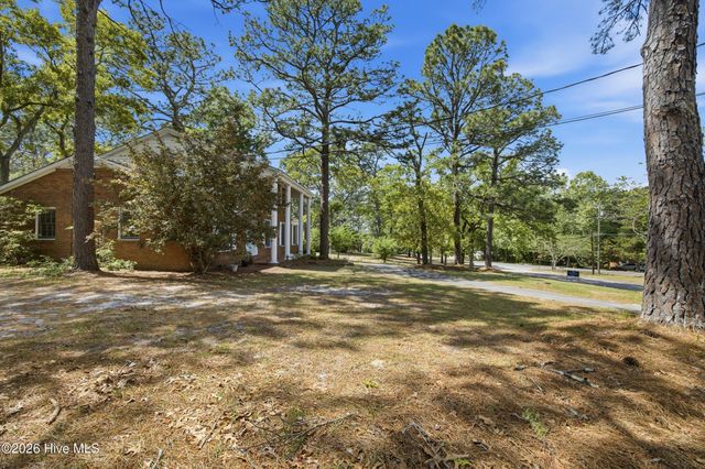 1205 Rollins Avenue, Hamlet, NC 28345