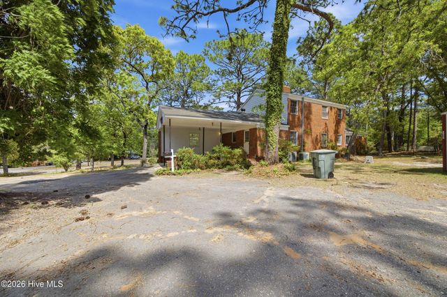 1205 Rollins Avenue, Hamlet, NC 28345