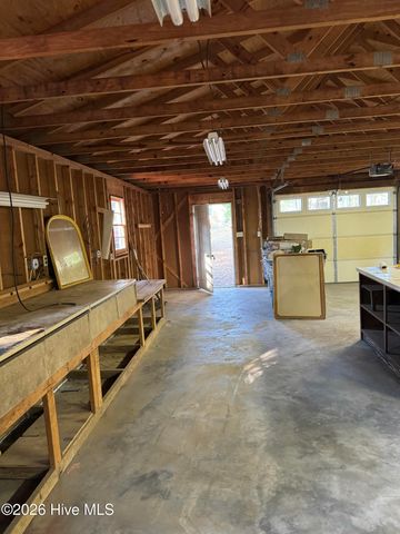 1205 Rollins Avenue, Hamlet, NC 28345