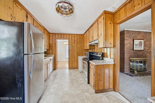 1205 Rollins Avenue, Hamlet, NC 28345