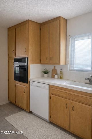 1341 Edgewood Way 23, Oxnard, CA 93030