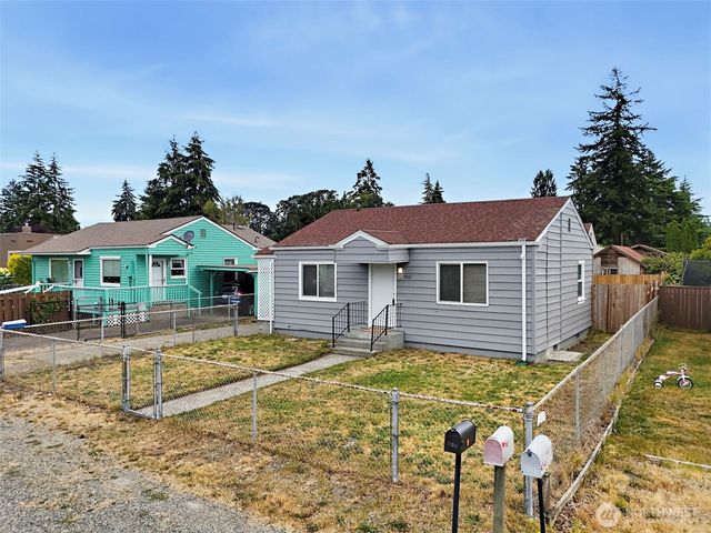 703 117th Street S, Tacoma, WA 98444