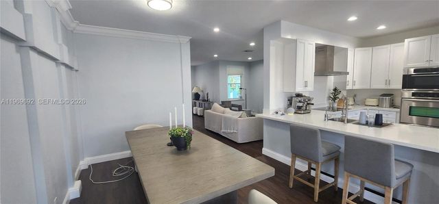 833 Vista Meadows Dr, Weston, FL 33327