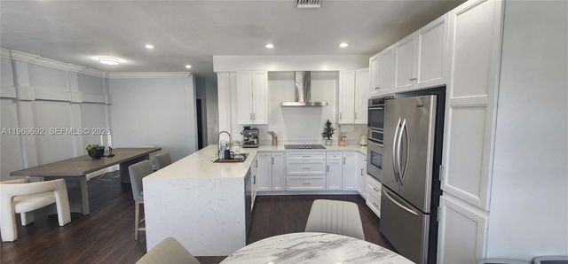 833 Vista Meadows Dr, Weston, FL 33327