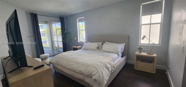 833 Vista Meadows Dr, Weston, FL 33327