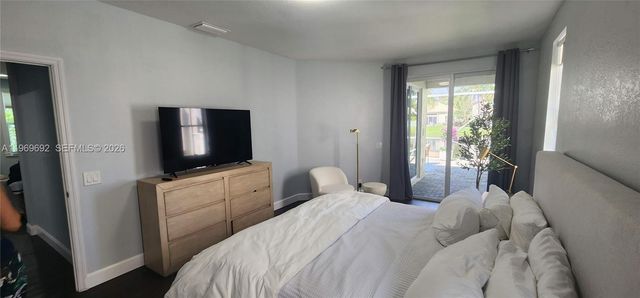 833 Vista Meadows Dr, Weston, FL 33327