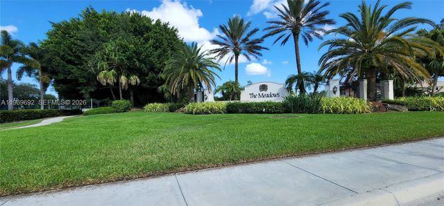 833 Vista Meadows Dr, Weston, FL 33327