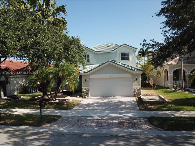 833 Vista Meadows Dr, Weston, FL 33327