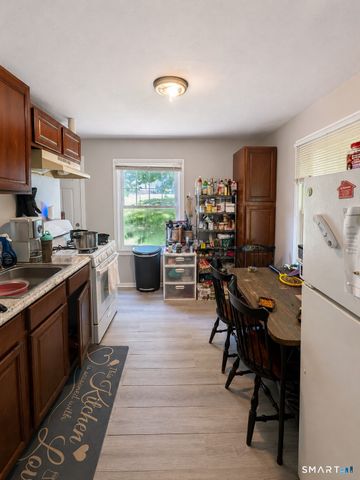 29 Rock Creek Road, New Haven, CT 06515