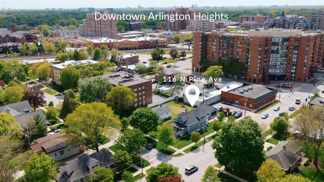 116 N Pine Avenue, Arlington Heights, IL 60004