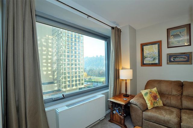 320 Fort Duquesne Blvd 8M, Downtown Pgh, PA 15222