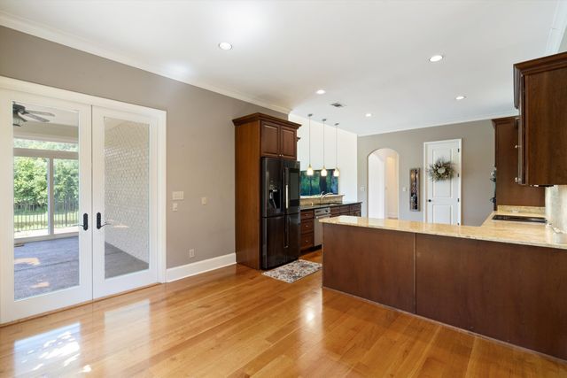 2060 N ARDEN LANDING CV, Germantown, TN 38139